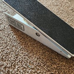 ERNIE BALL VOLUME GUITAR PEDAL