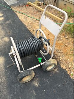 Water hose with reel