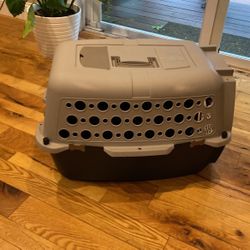 Pet Carrier (medium)