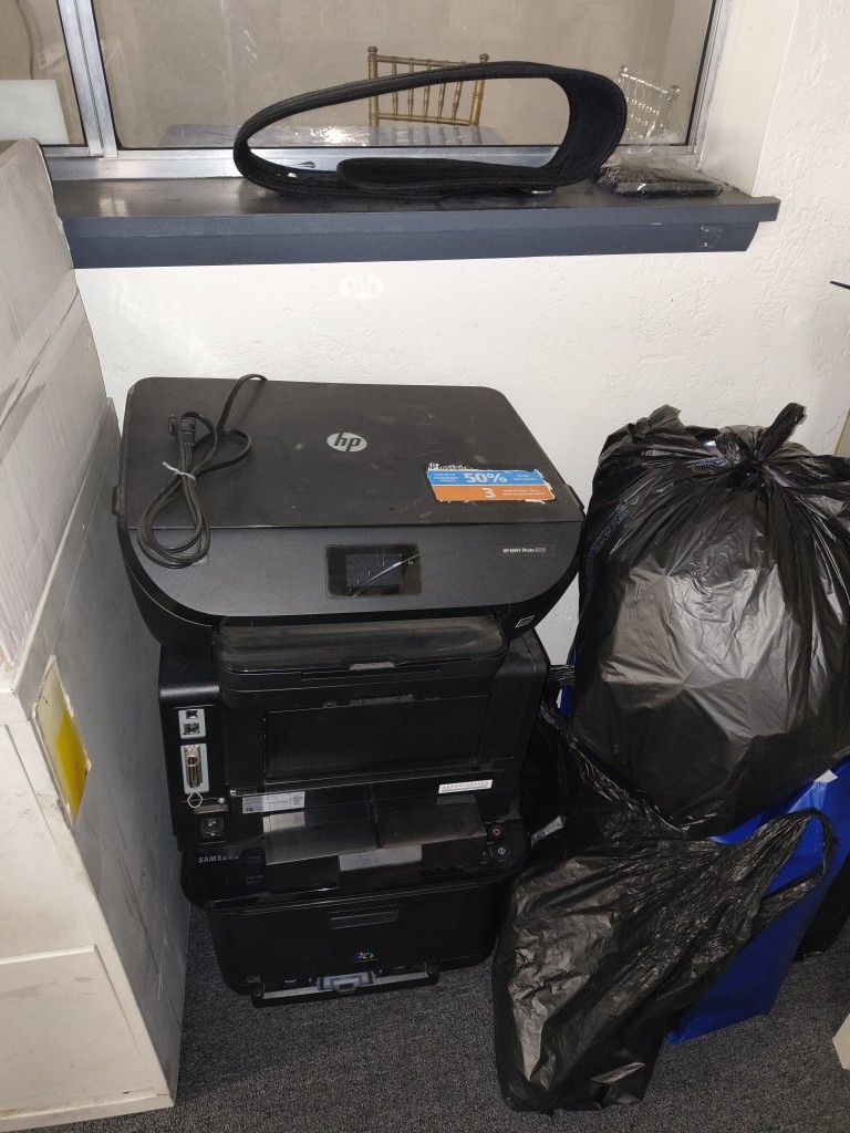 7 Printers And One Scanner For $200
