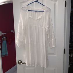 New Old Navy Women’s White Dress Size Large 