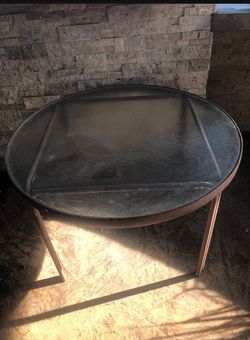 ROUND GLASS TABLE