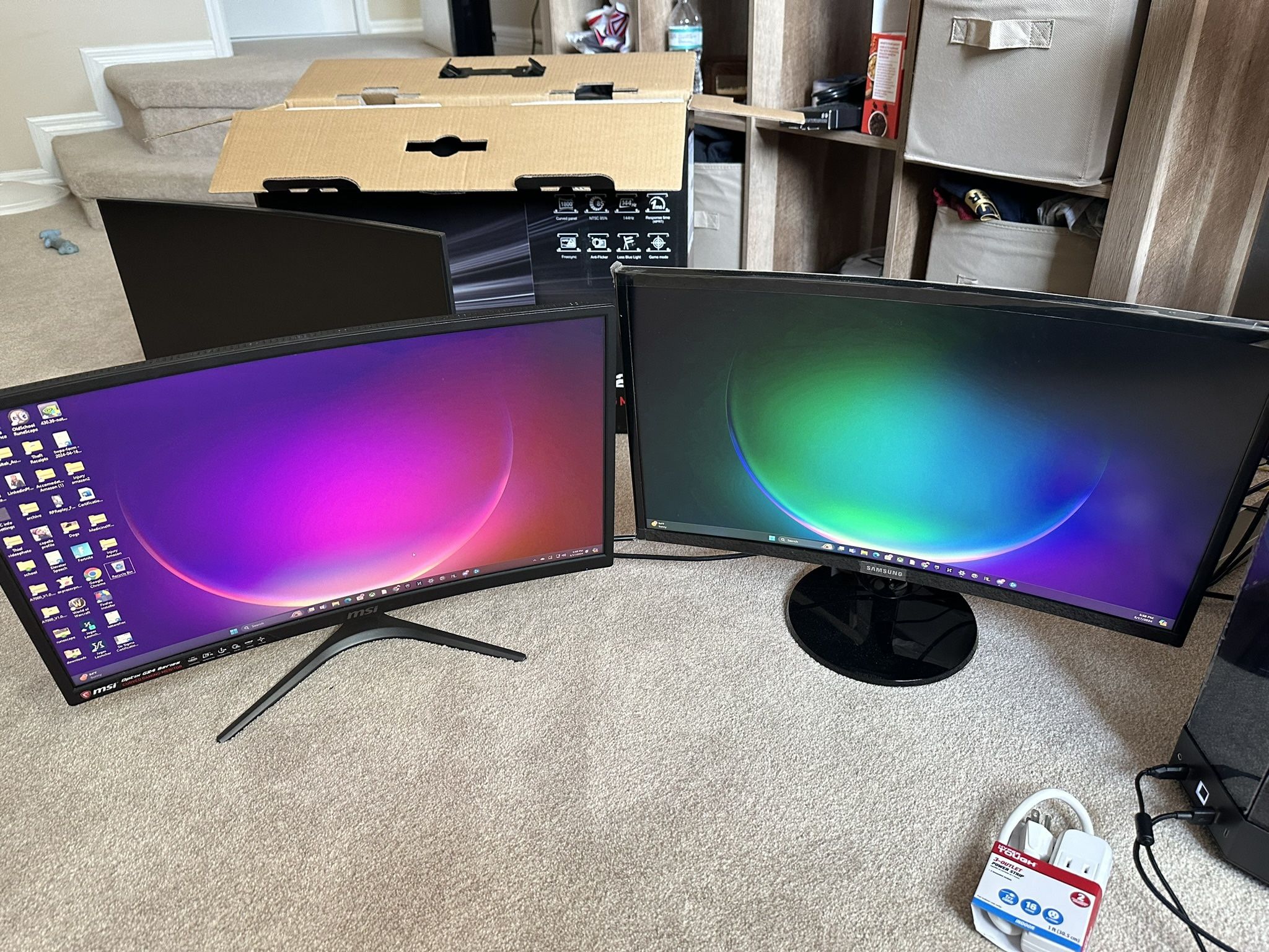 2x Msi Gaming Monitor + Samsung Monitor