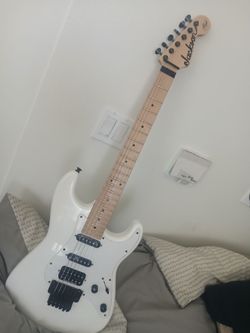 Jackson Adrian Smith signature w Duncan Sh4....$375