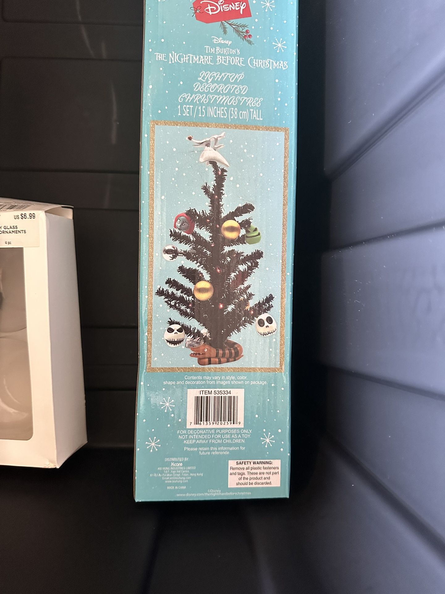 Nightmare Before Christmas- Christmas Tree