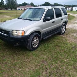 2003 Ford Escape
