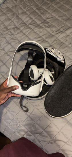 The oculus quest two