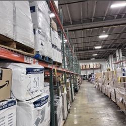 Warehouse Liquidation Sale Teardrop Industrial Supplies Pallet Racks Beams Uprights Forklifts 