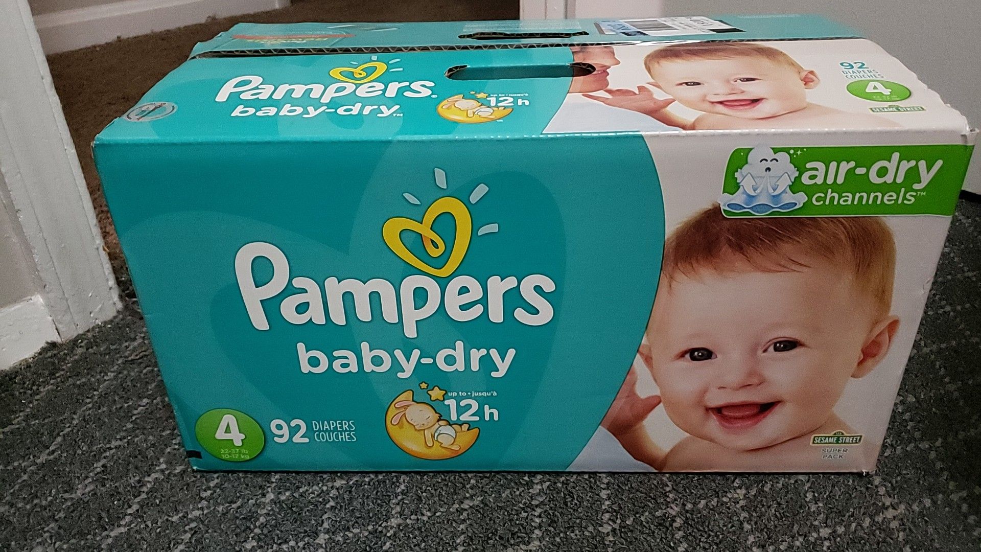 Pampers (baby dry) size 4