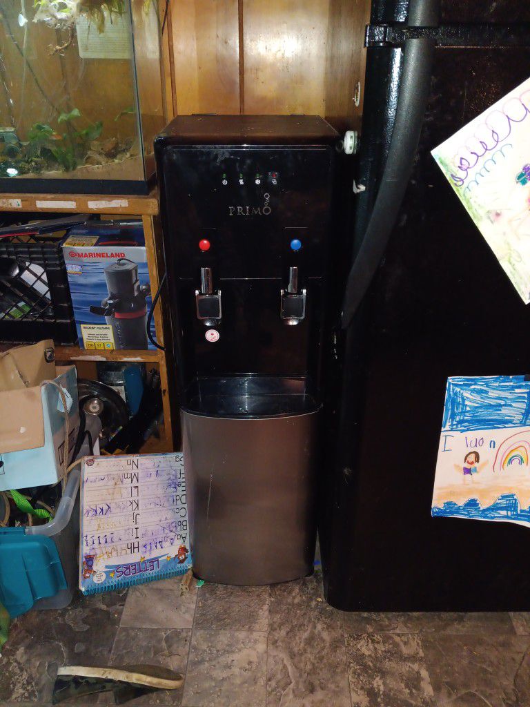 Automatic Water Filter/dispenser 