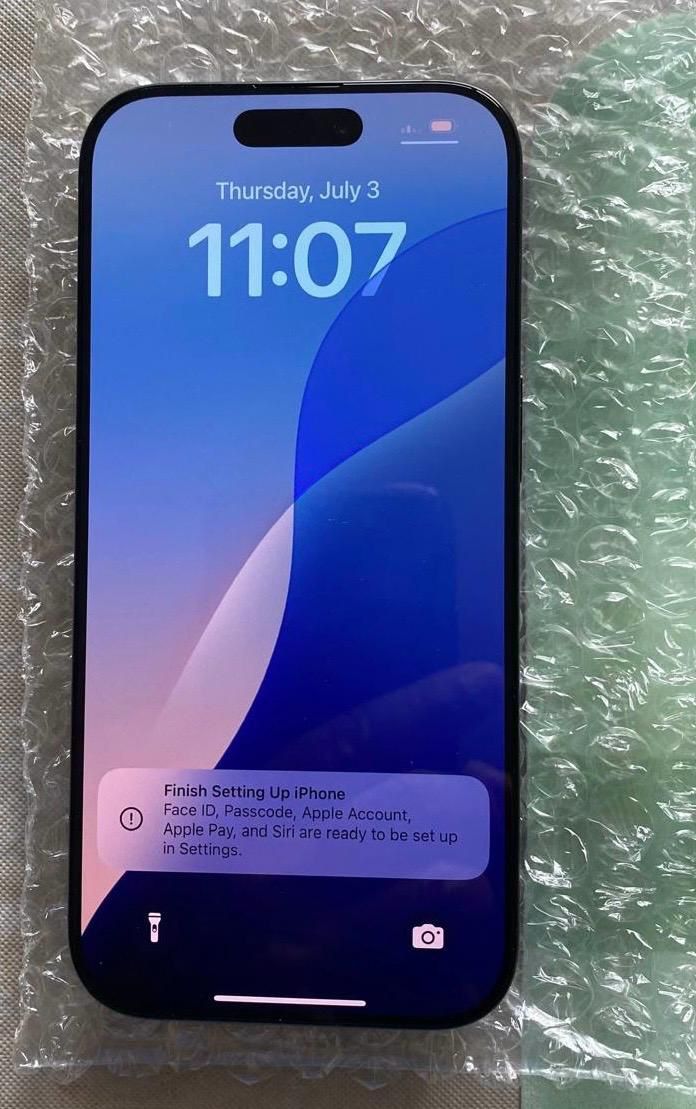 iPhone 16 Pro 256 Gb T-Mobile Carrier Like New With Case