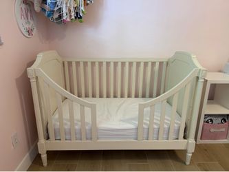 3-1 Blythe Upholstered Crib from Pottery Barn
