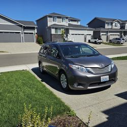 2014 Toyota Sienna