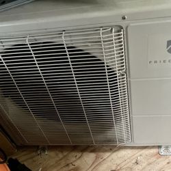 Friedrich Split Type AC Air Conditioner / Working Condition