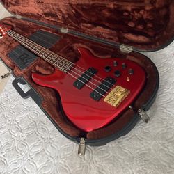80’s Peavey USA Dyna Bass Red