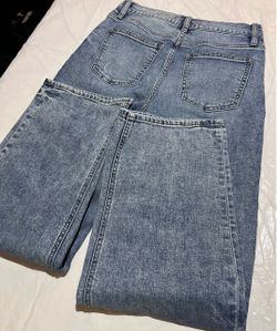 Womens /Juniors baggy jeans Size 5