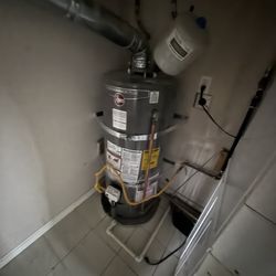 Rheem 50 gallon hot water tank