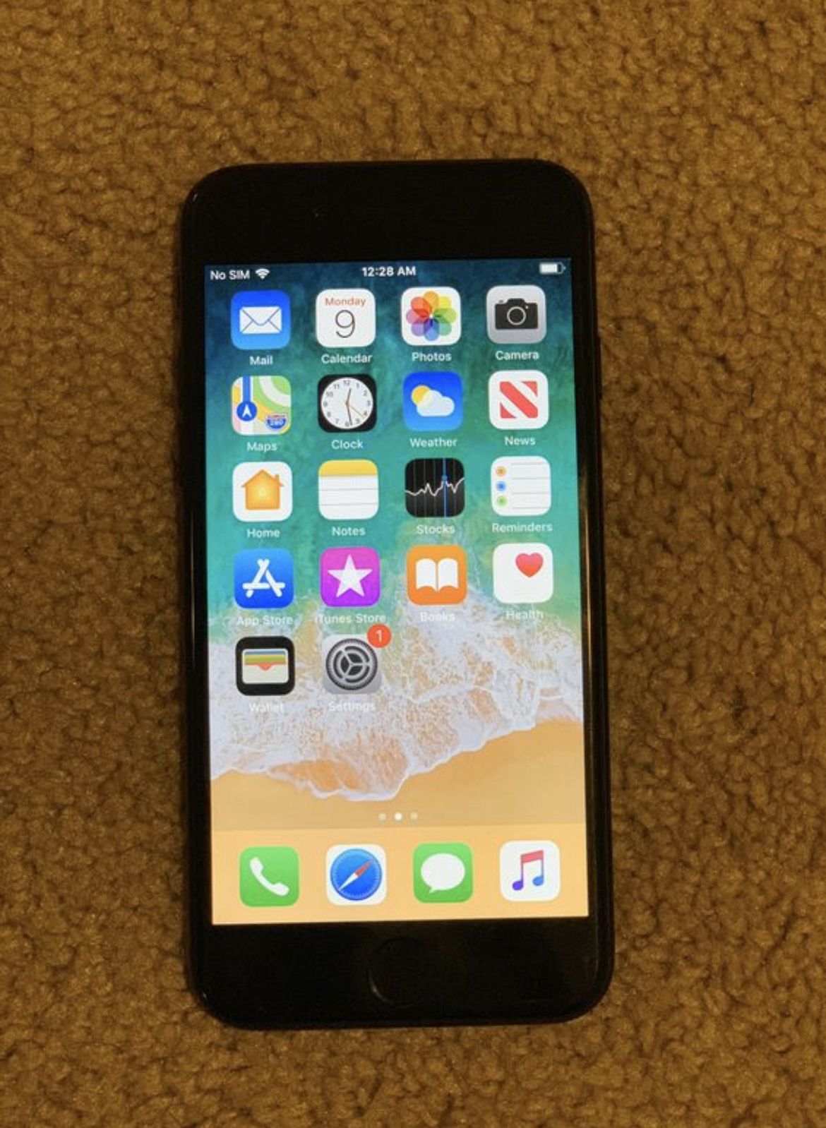 iPhone 7. Sprint. 32gb mint condition