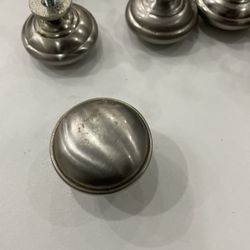 36 Cabinet Knobs $35 for all !!!