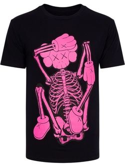 KAWS new fiction tee shirt XL