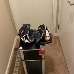 Rawlings, Baseball, Gloves, And Balls