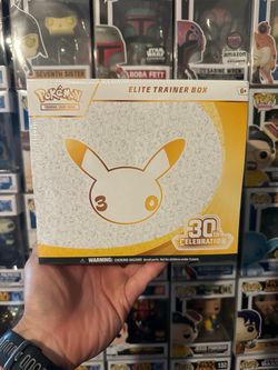Pokémon TCG 30th Celebration Elite Trainer Box