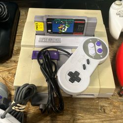 Súper Nintendo With Game Complete $120 