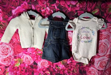 Girl Bundle size 3-6 Months