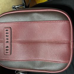 Men’s Crossbody Bag .