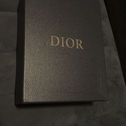Dior B30