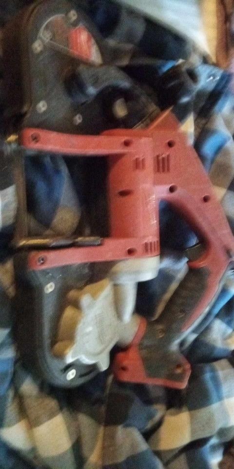 Milwaukee M18 Bandsaw + 5.0 Battery