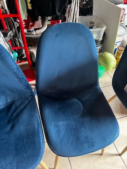 Blue office chairs (clean) (used)