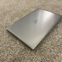 Dell Laptop 