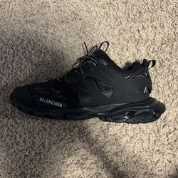 Balenciaga Tracks Size ES43/US10
