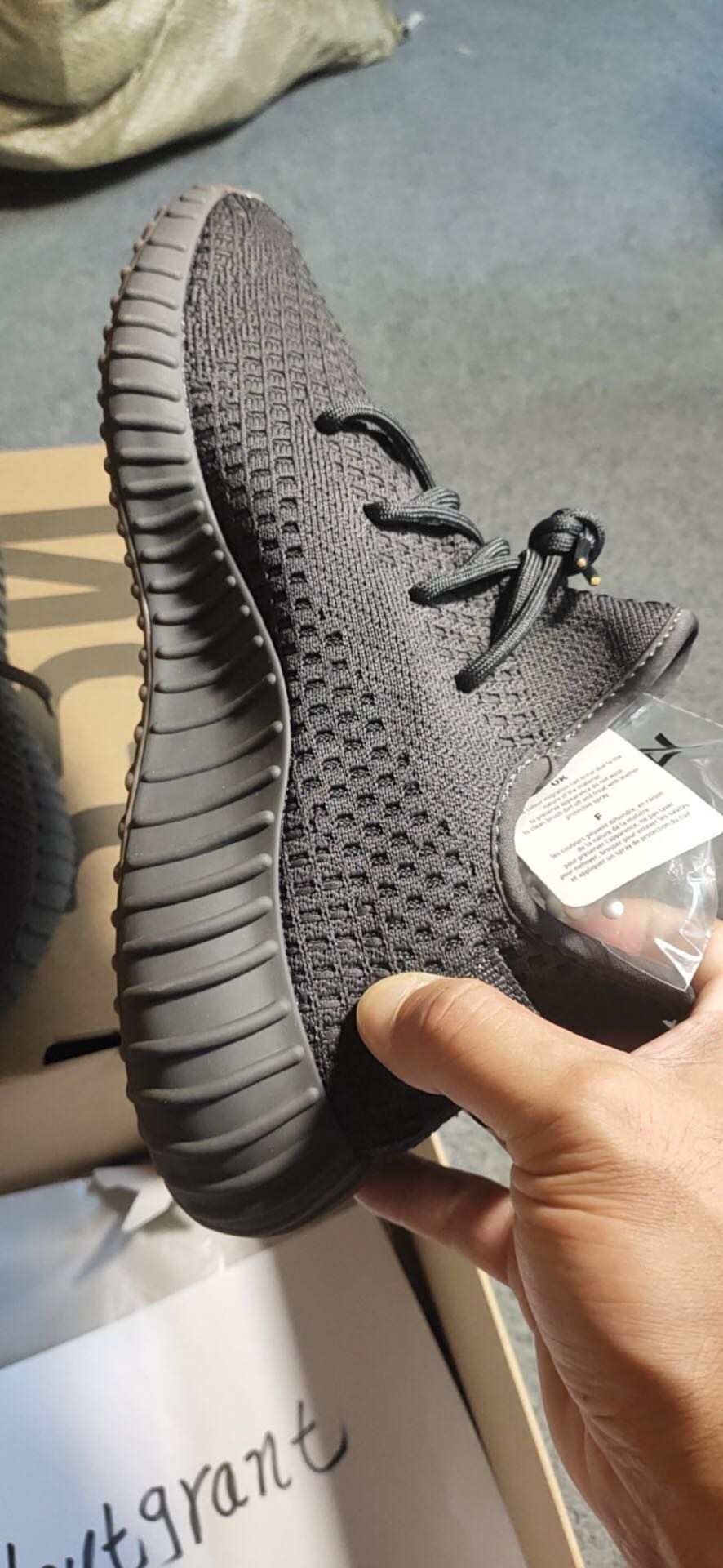 Adidas Yeezy 350 V2 Cinder