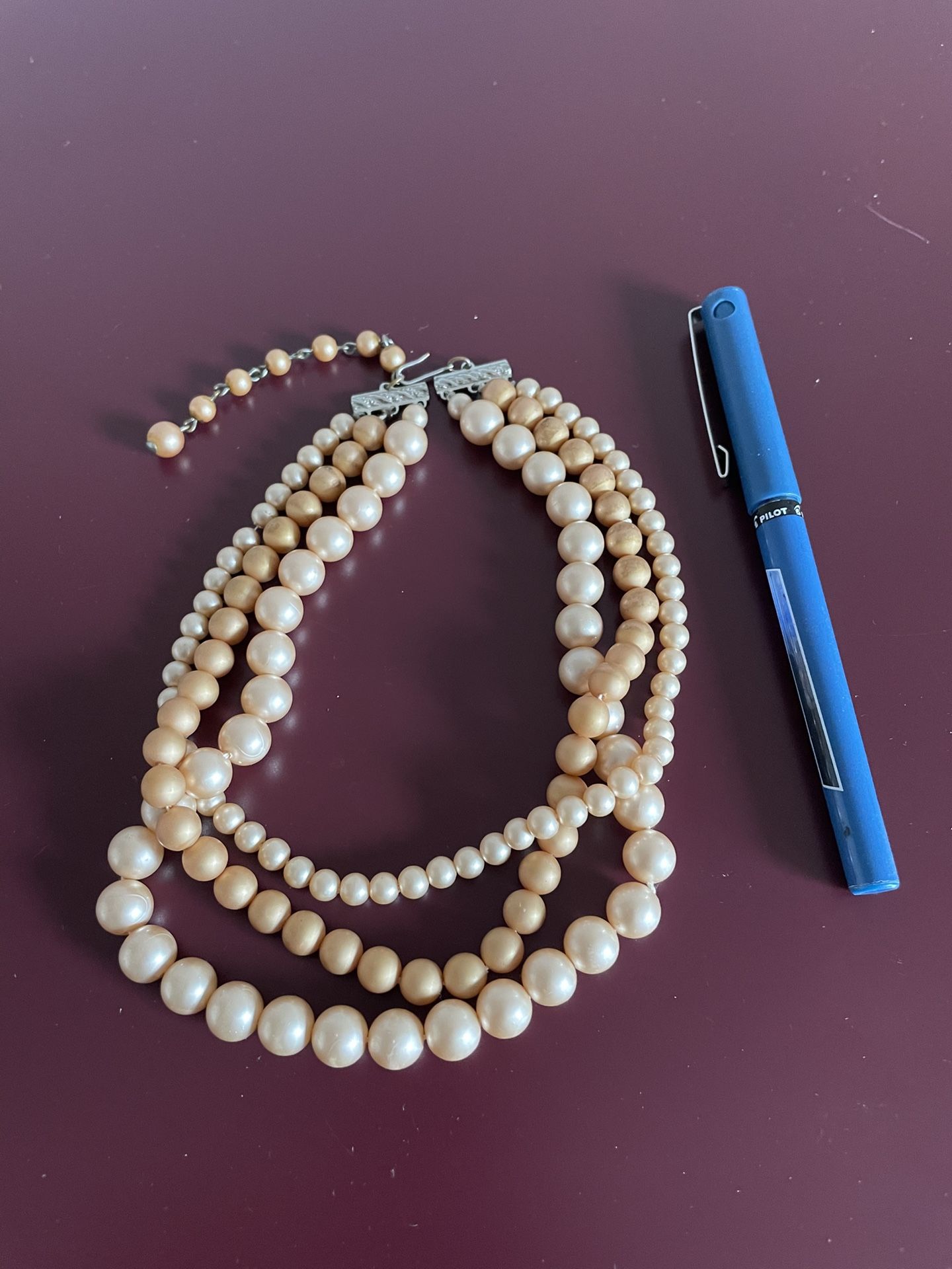 Faux Pearl Choker Necklace