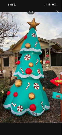 10 ft Christmas tree inflatable
