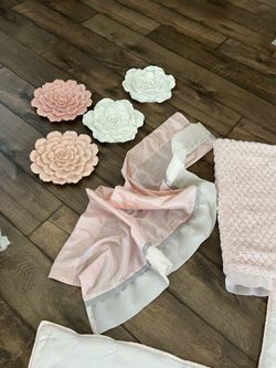 Beautiful Like New Twin Pottery Barn Disney Princess Quilt, Sham And Accessories