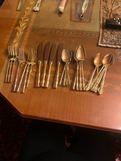 Wallace Bamboo Gold 27-Piece Flatware Set as is