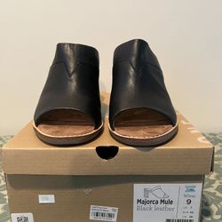Tom’s Majorca Mules Black Leather.  Size 9