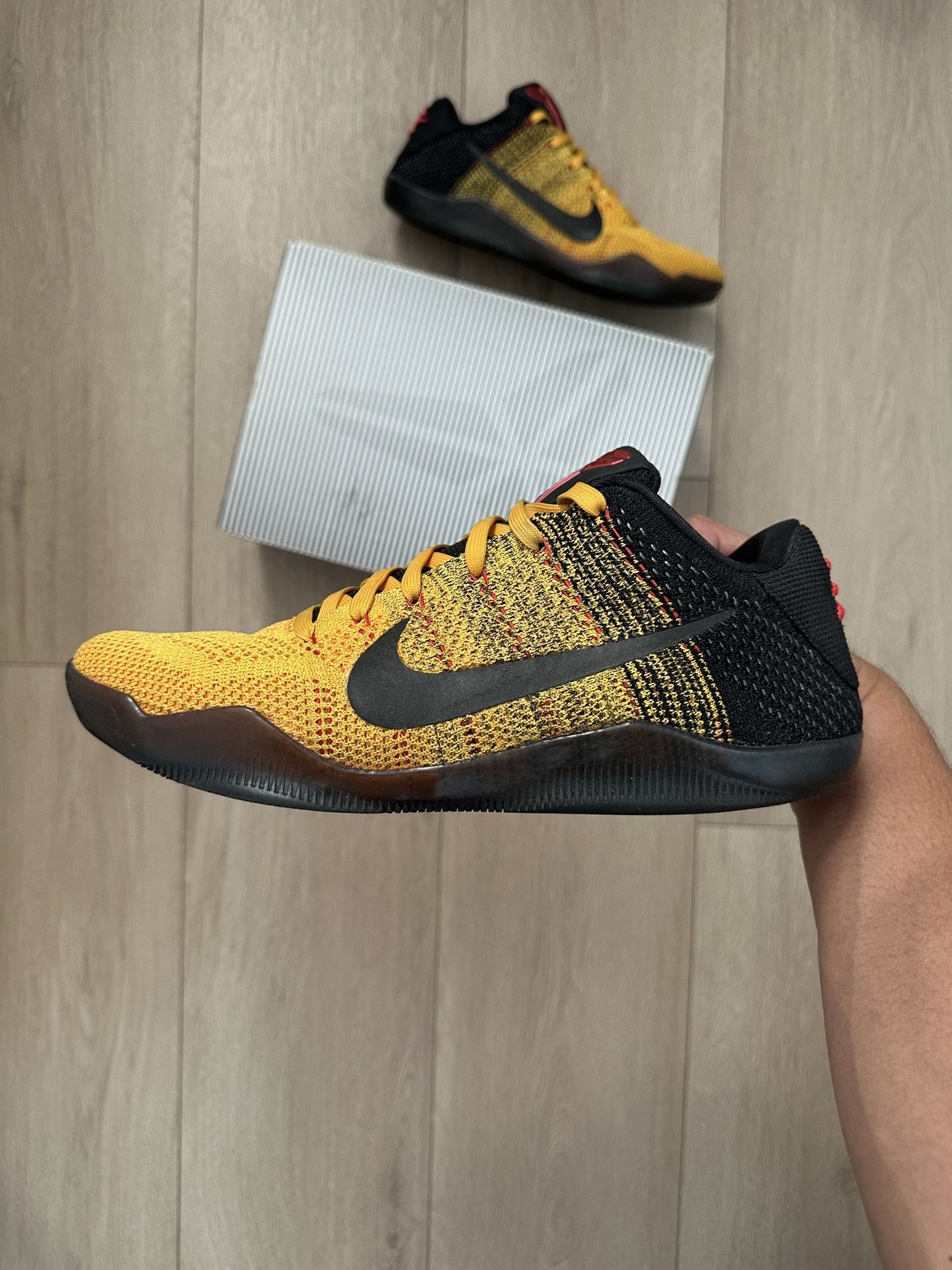 Nike Kobe 11 Bruce Lee size 10