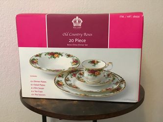Royal Albert Old Country Roses 20-Piece Dinnerware Set