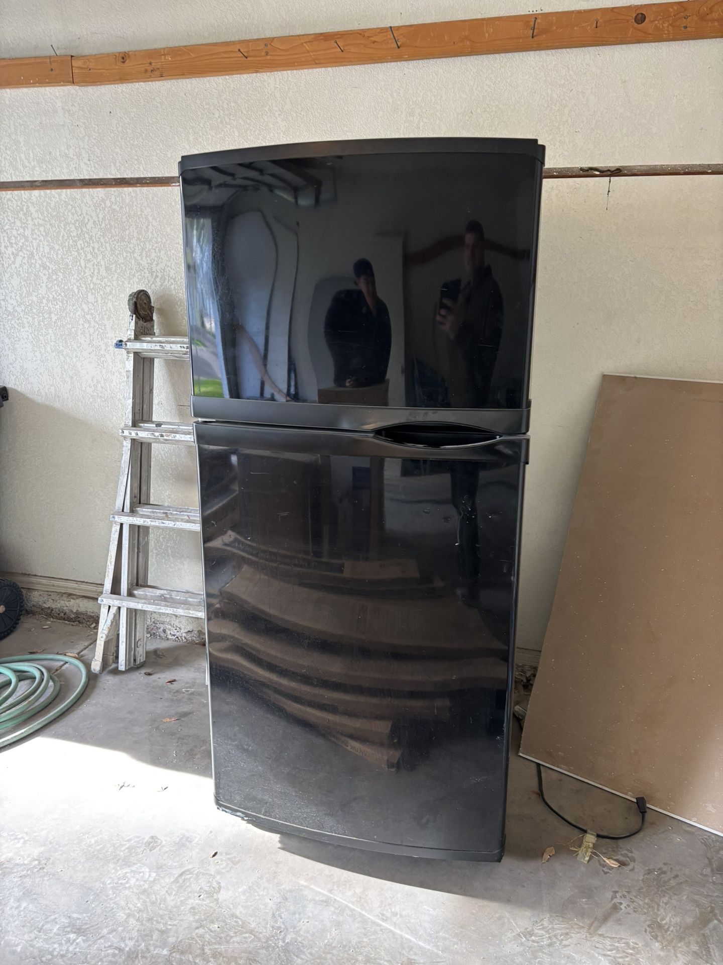 Kitchen Appliances, Refrigerator, Dishwasher, Stove