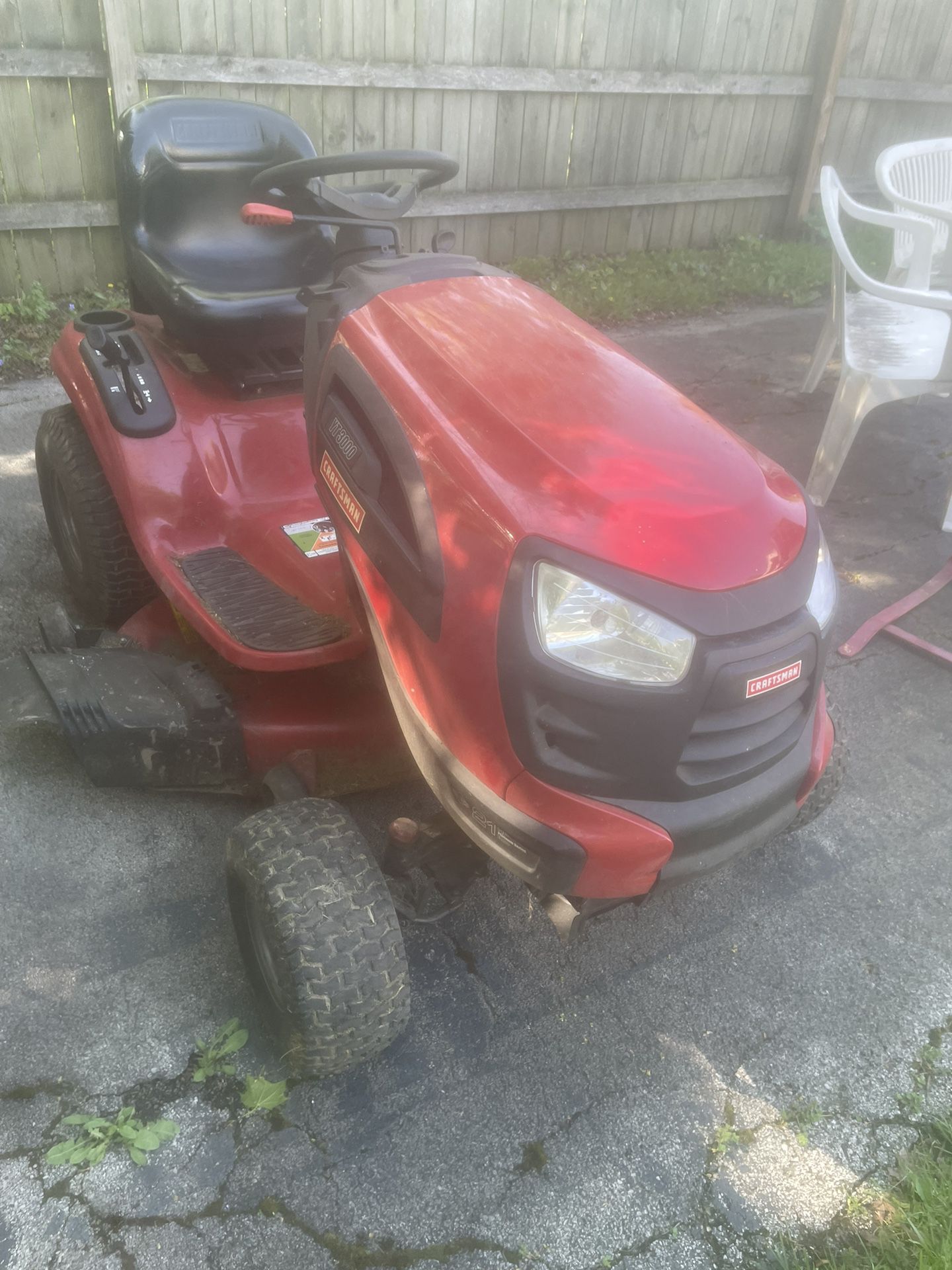 Craftsman Yt3000 Riding Mower With Bagger