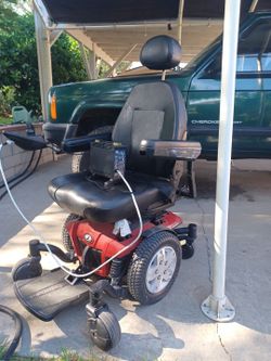 Jazzy 600 es
