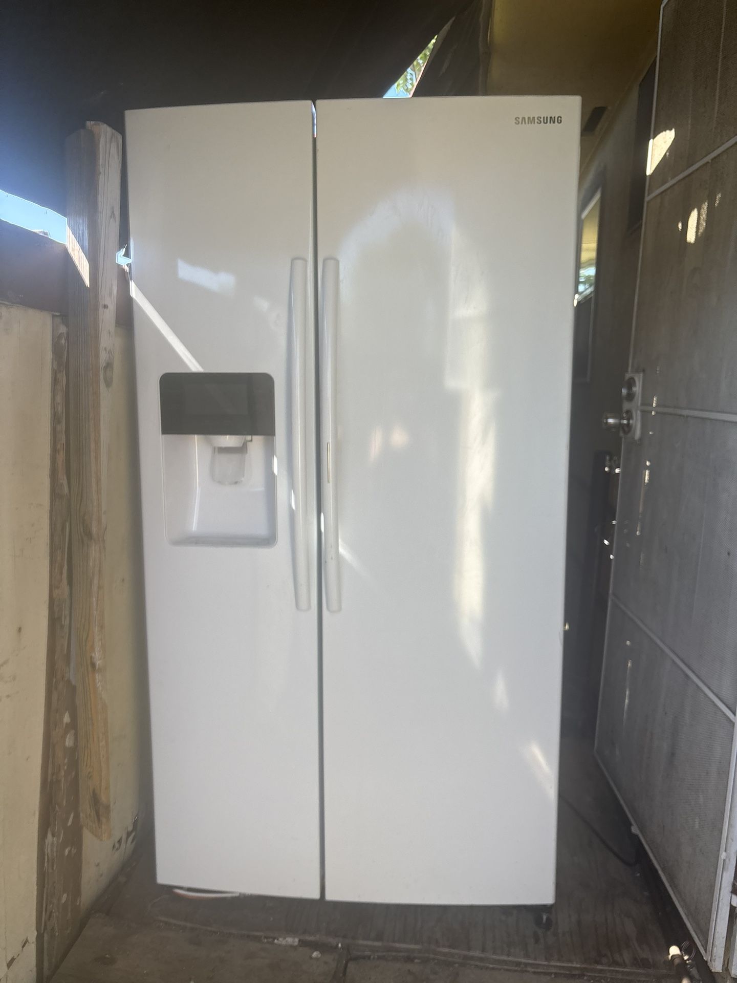 SAMSUNG Refrigerator/Freezer