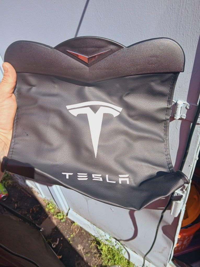 Tesla Trash Can