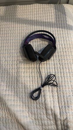 Logitech G335 headphones