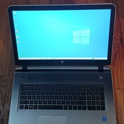 Big Screen HP 17.3 Inch Laptop Intel Core i5 8 GB RAM 256 GB Samsung SSD Webcam DVDRW Wi-Fi & Bluetooth Wireless Windows 64 Bit OS 