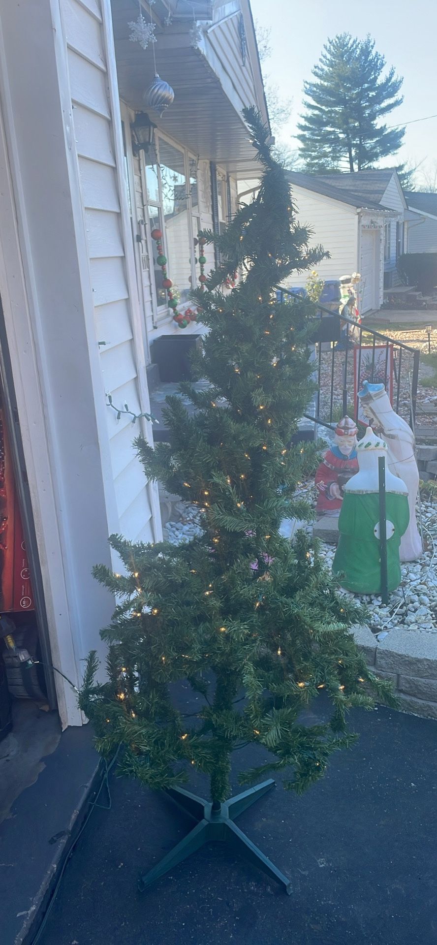 Pre Lit Christmas Tree